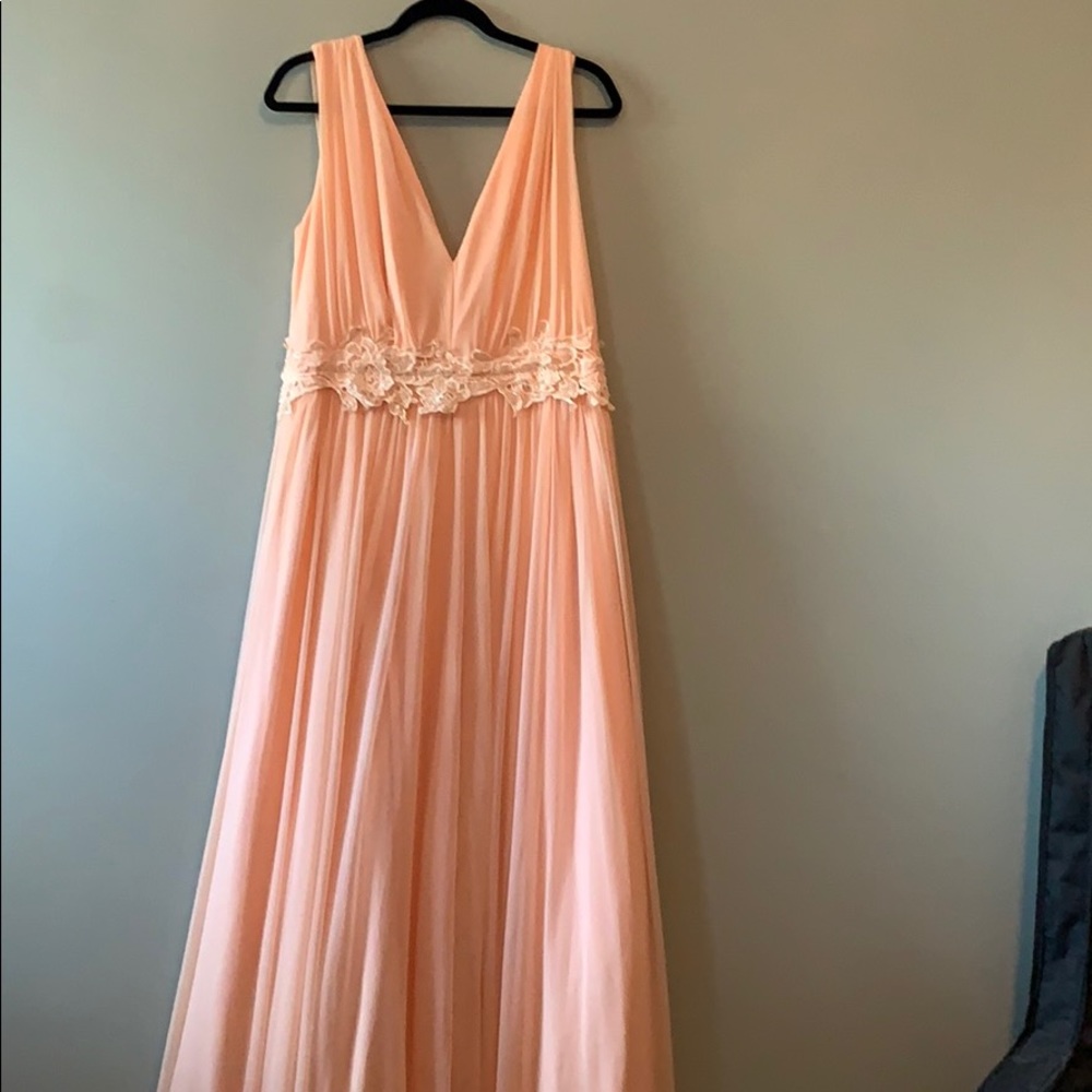 Peach chiffon prom/formal dress